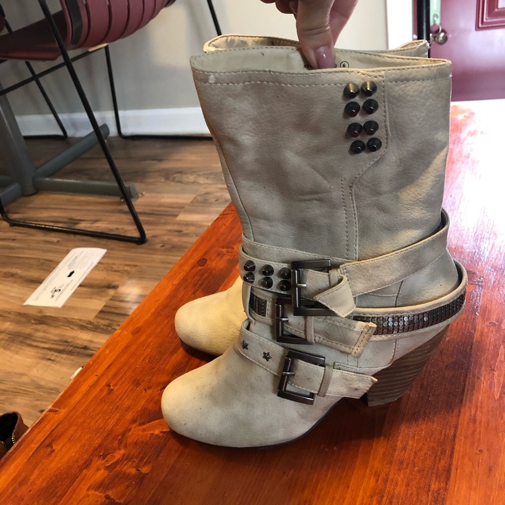 BKE boots